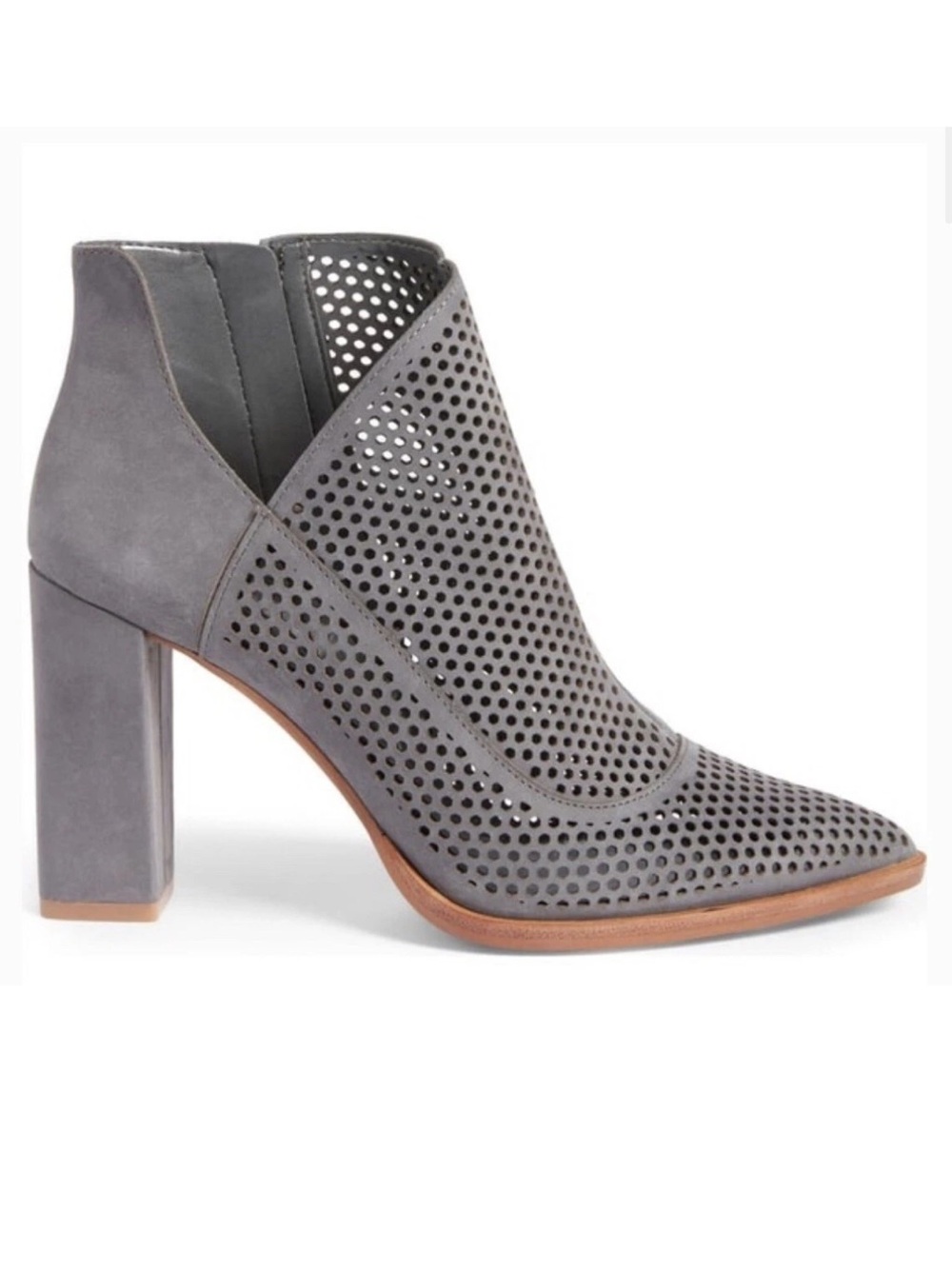 Vince Camuto Levesna Leather Booties 6